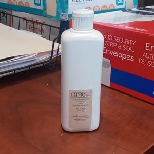 Clinique Super Balanced Makeup 03 Ivory